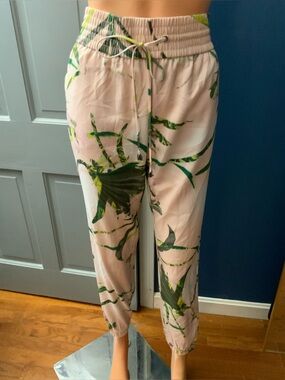 New York & Company Pink Tropical-Print Jogger Pants